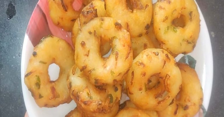 Rice flour vada