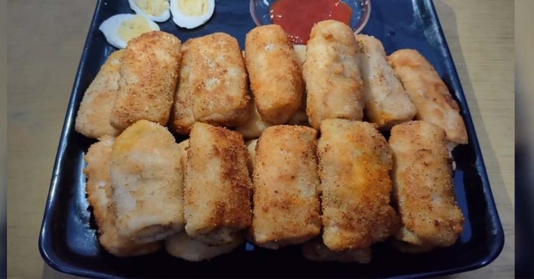 Egg chicken Roll