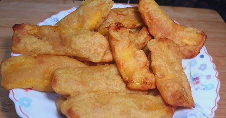 Wheat flour Pazham pori