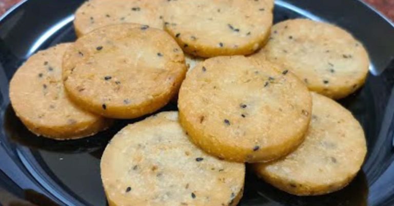 Fried Pathiri