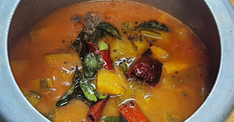 Oottupura Puli Curry