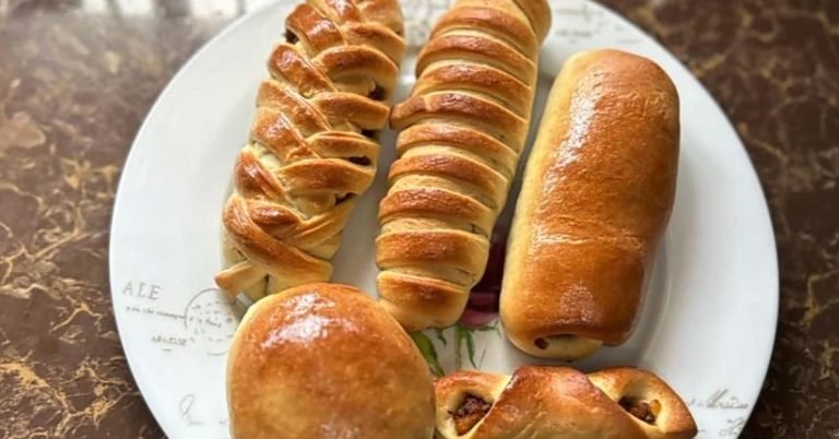 Bun Twisting and baking