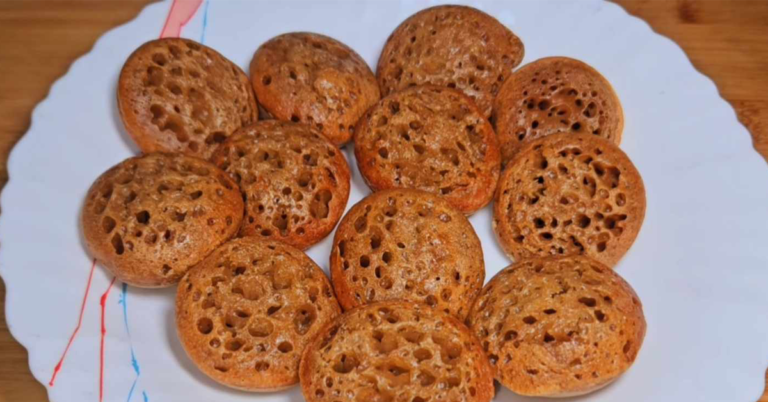 Raw rice snack