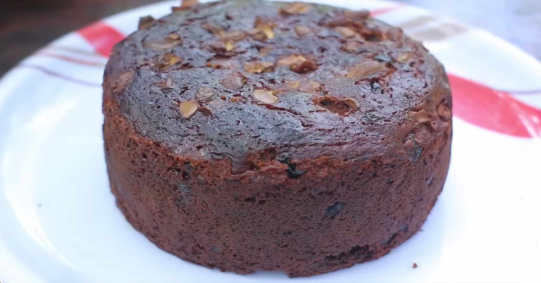 Eggless Plum Cake