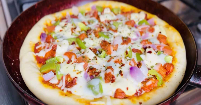 Chicken 65 Pizza