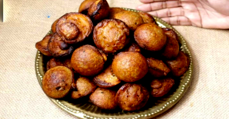 Rava Unniyappam