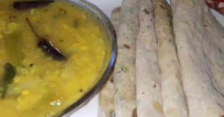 khulcha and green gram dal curry