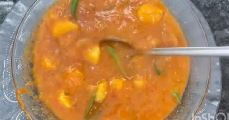 Colocassia Recipe ( Chemb Mulakooshyam)