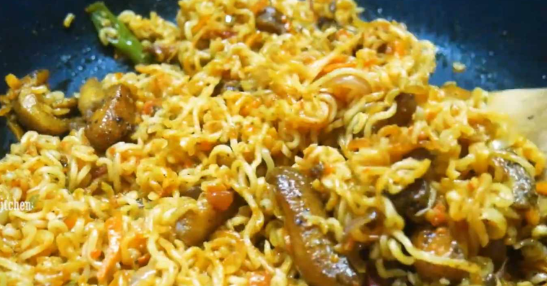 Hotel style chicken noodles