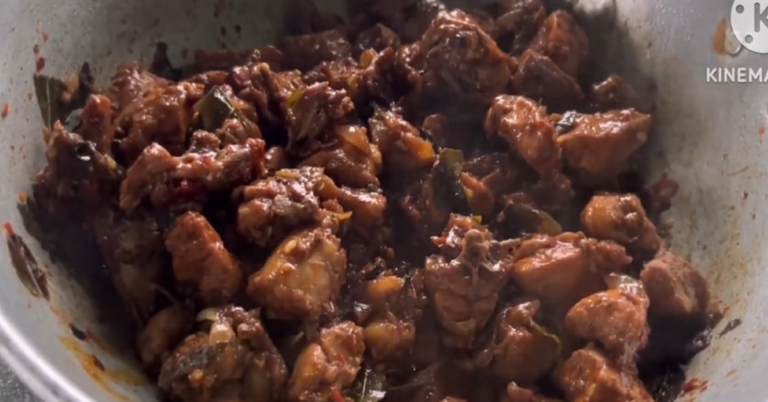 Dry chilly chicken Ularth