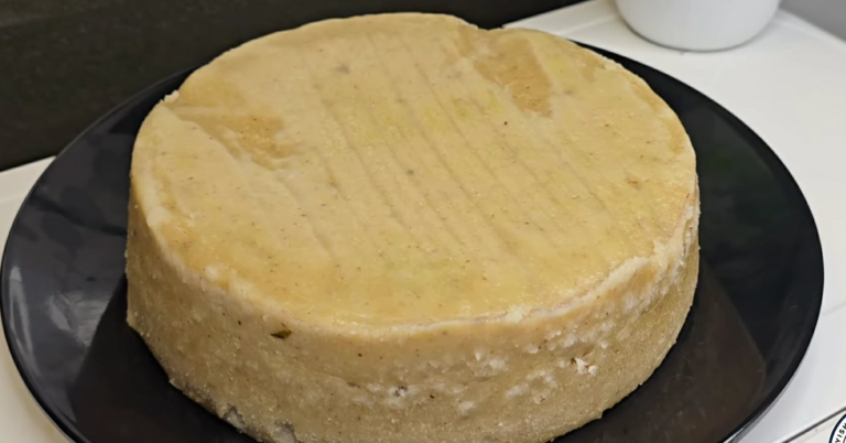 Rice flour Pazham steam cake